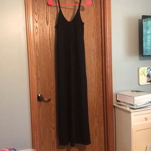 Old navy black maxi 👗